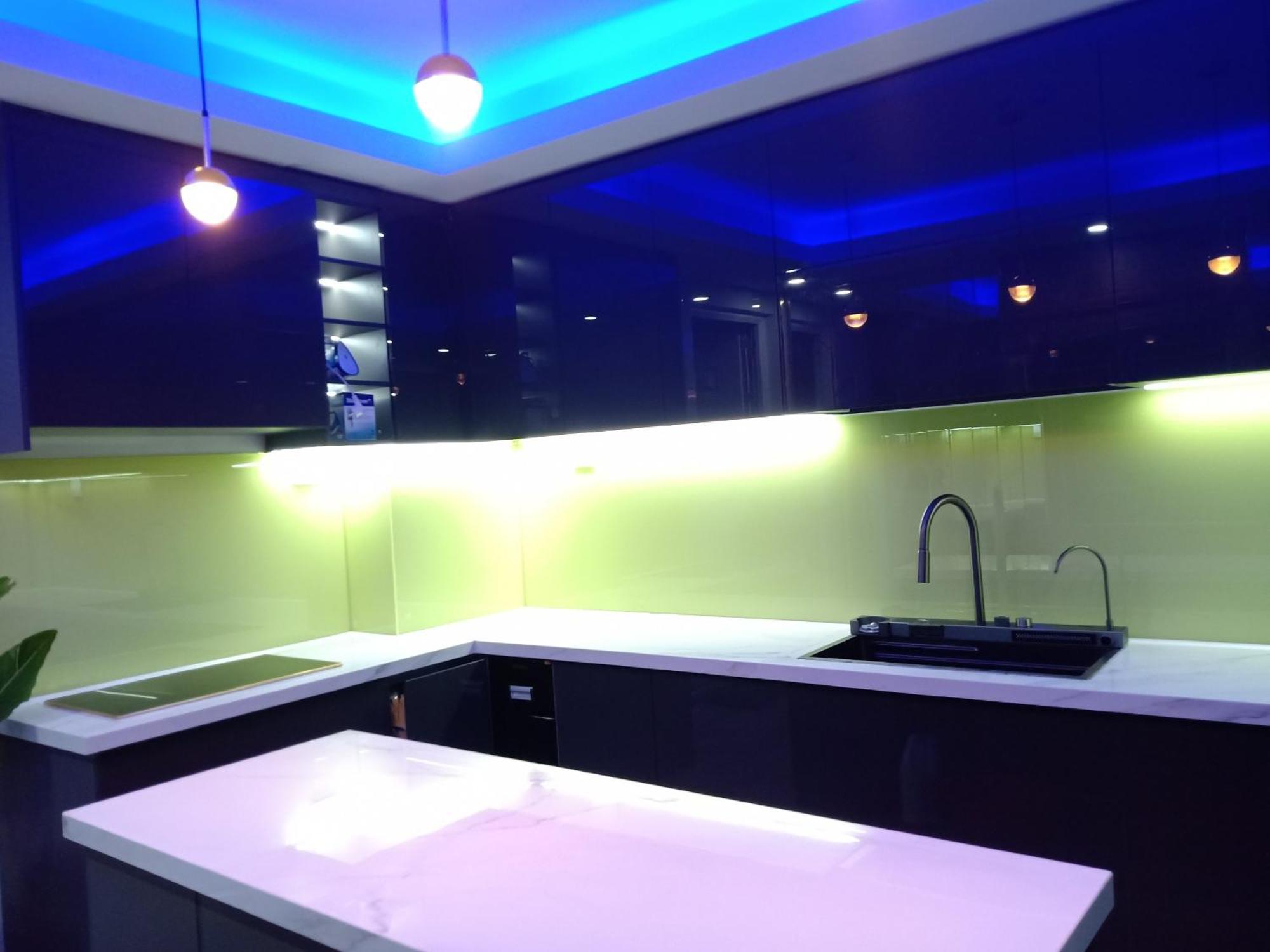 T&t Luxury Hotel